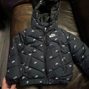 Nike Black Puffer Jacket with Logo Pattern
